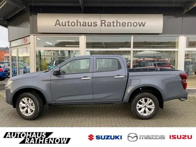 Main__Slider__Photo:Isuzu D-Max Double Cab 4WD LS SHZ Totwinkelassistent S 12/2024-0