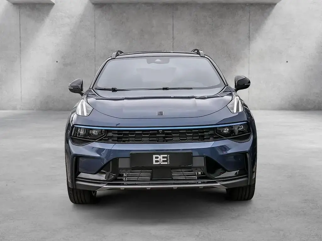 Main__Slider__Photo:Lynk&Co 01 Plug-In-Hybrid *360 °Kamera **UPE 46.000€* 06/2025-1