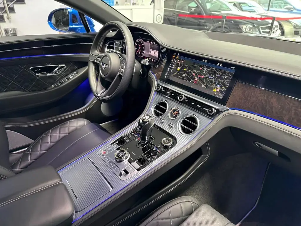 Main__Slider__Photo:Bentley Continental GT 6.0 W12 FIRST EDITION MULLINER 22 07/2019-1