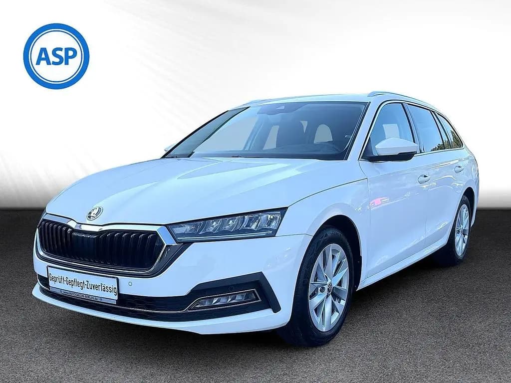 Main__Slider__Photo:Skoda Octavia Combi 2,0 TDI DSG Style LED HUD PANO NAV 03/2023-0