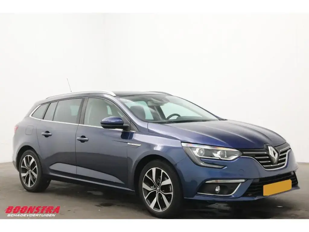 Main__Slider__Photo:Renault Megane Estate 1.3 TCe AUT Bose Cruise Navi klima 05/2019-1