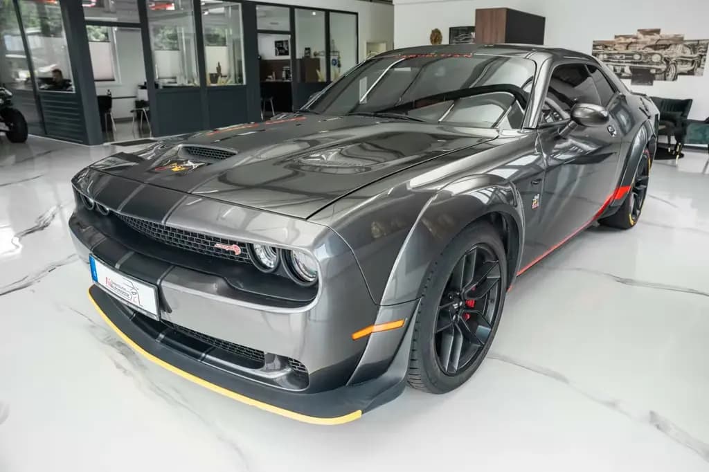 Main__Slider__Photo:Dodge Challenger 6,4  SCAT PACK PLUS WIDE BODY 06/2019-0