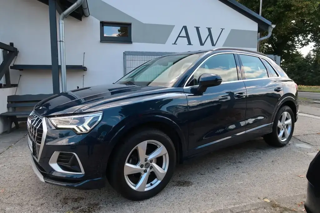 Main__Slider__Photo:Audi Q3 35 TFSI advanced|1.Hand|LED|Virtual|ACC|Lane| 06/2019-1