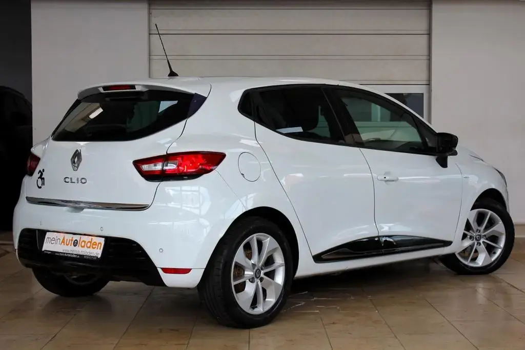 Main__Slider__Photo:Renault Clio ENERGY 120 Autom. *1.HAND*BEHINDERTENUMBAU* 09/2017-1