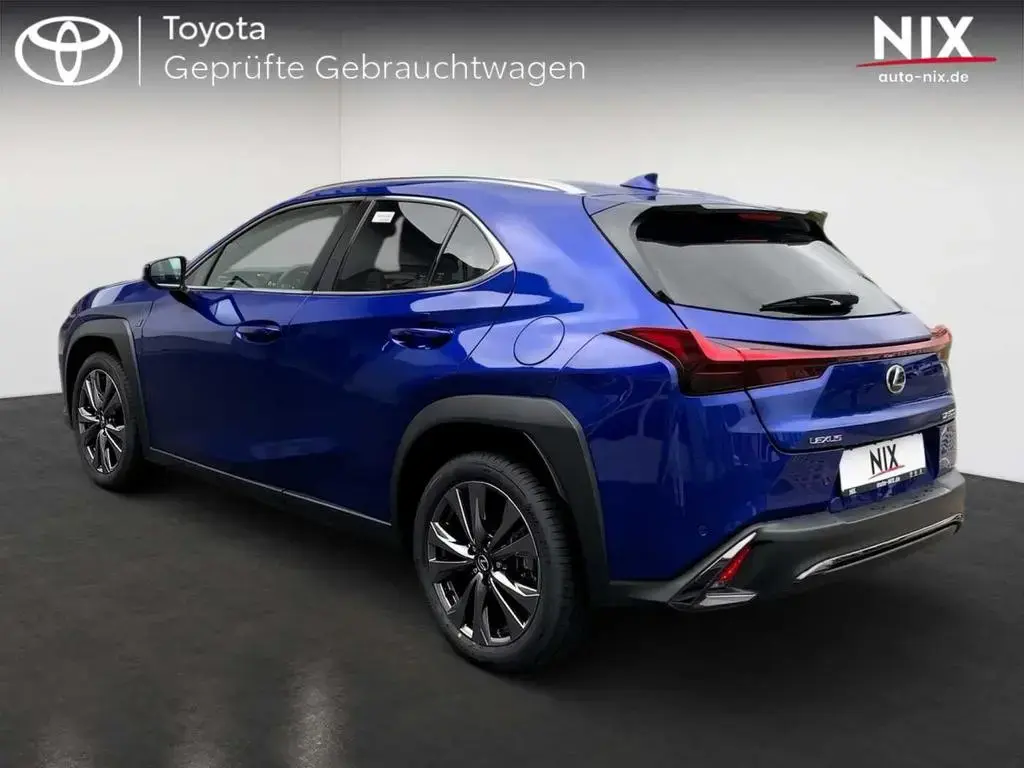 Main__Slider__Photo:Lexus UX 300h 2.0 Hybrid F-Sport Design LED SHZ 09/2024-1