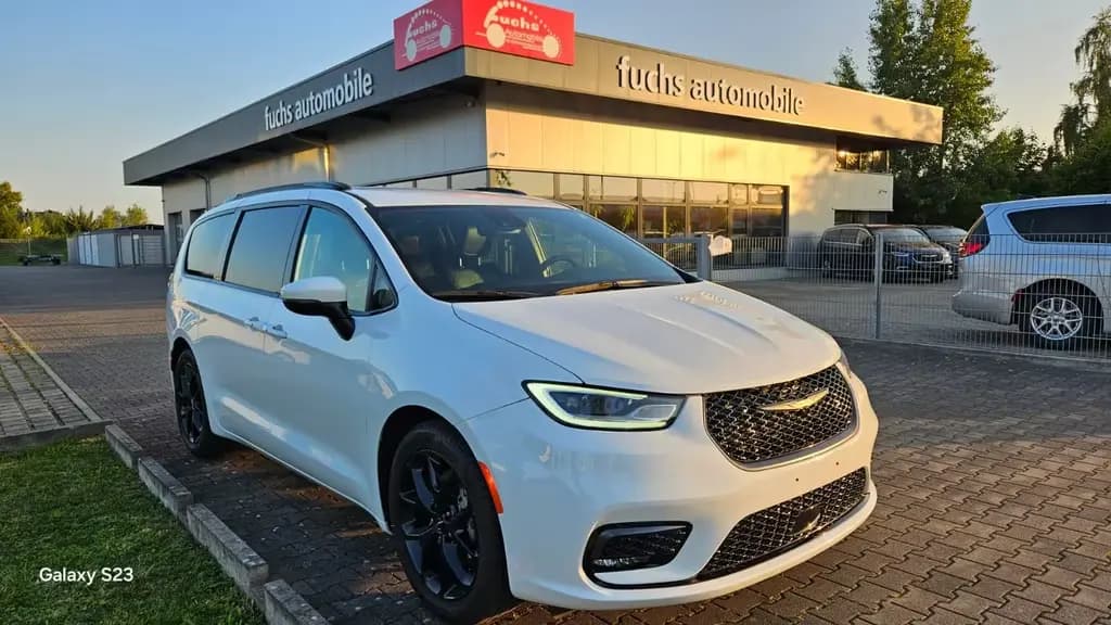 Main__Slider__Photo:Chrysler Pacifica ."S".L-Plus.Facelift.7-Sitze.ACC.Memory. 02/2023-0