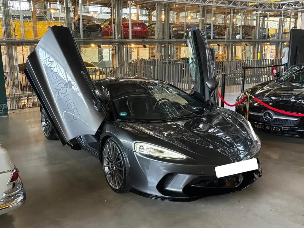 Main__Slider__Photo:McLaren GT *Lift*Sport Exhaust*Kamera*Panorama*B&O* 07/2021-0
