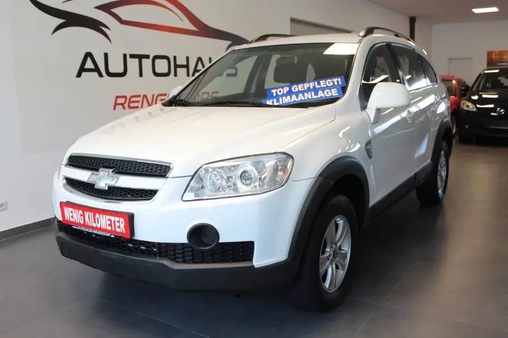Main__Slider__Photo:Chevrolet Captiva 2.4 LS 2WD 05/2011-0