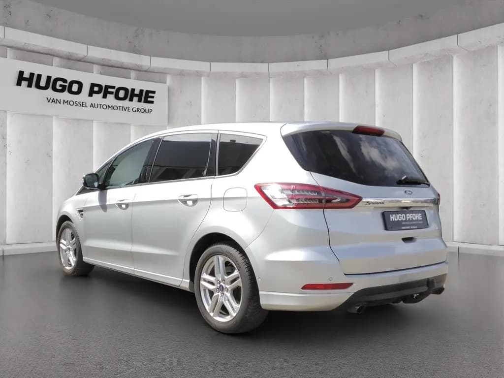 Main__Slider__Photo:Ford S-Max Titanium 7-Sitzer 11/2018-0