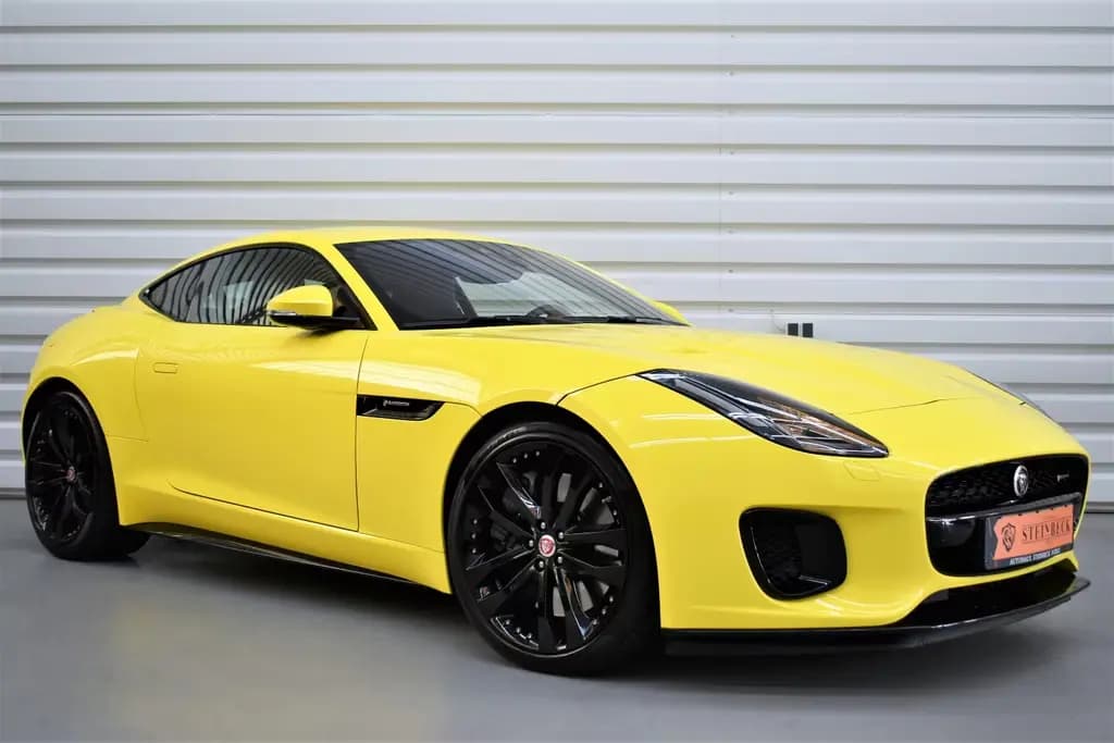 Main__Slider__Photo:Jaguar F-Type Coupe R-Dynamic AWD+LED+Kamera+LHZ 07/2020-0
