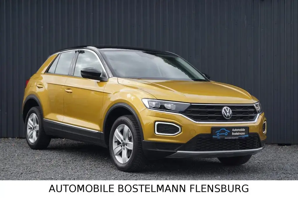 Main__Slider__Photo:Volkswagen T-Roc Style ACC/ALLWETTER/R.KAMERA/LED/DAB/USBC 11/2021-1