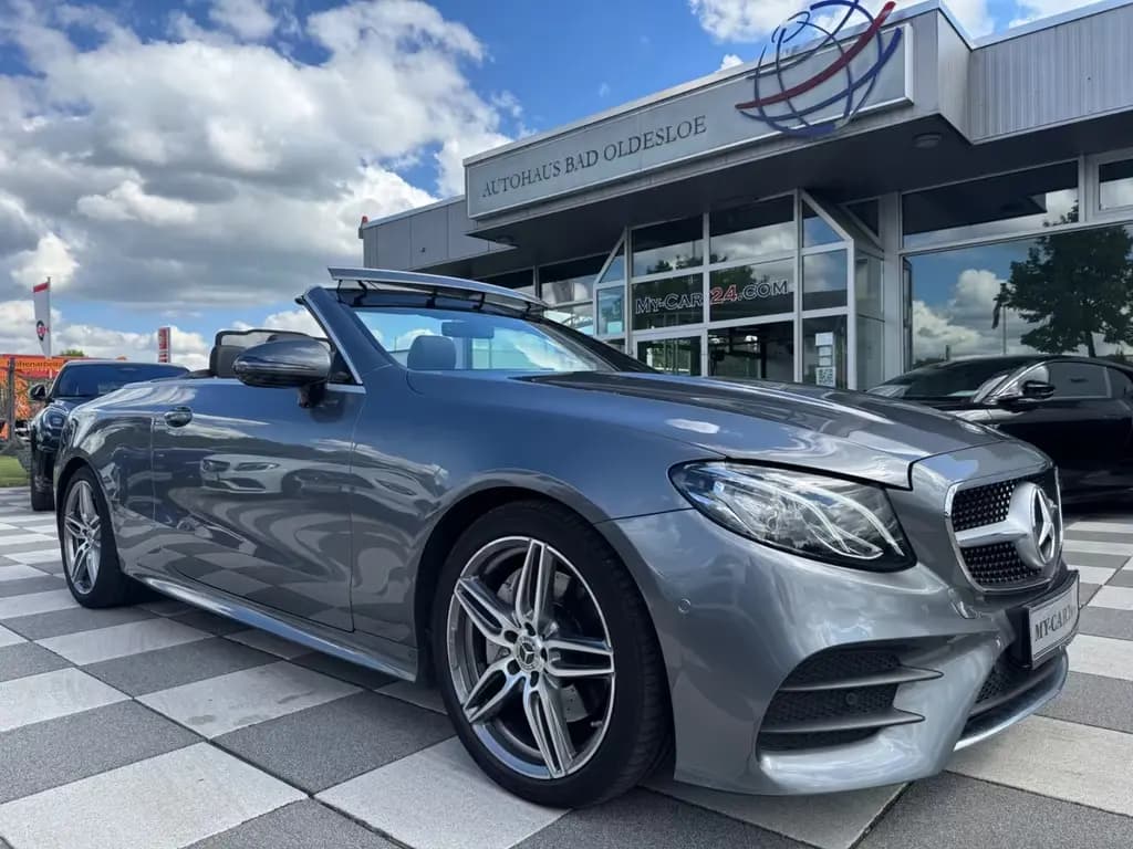 Main__Slider__Photo:Mercedes-Benz E 200 Cabrio+AMG Line+Airscarf+R Kam+Leder 05/2018-0