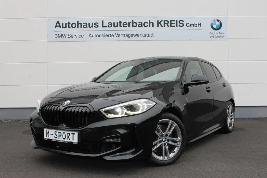 Main__Slider__Photo:BMW 1 Series 118i Lim. M- Sport NAVI, LED, PDC, AHK 10/2019-0