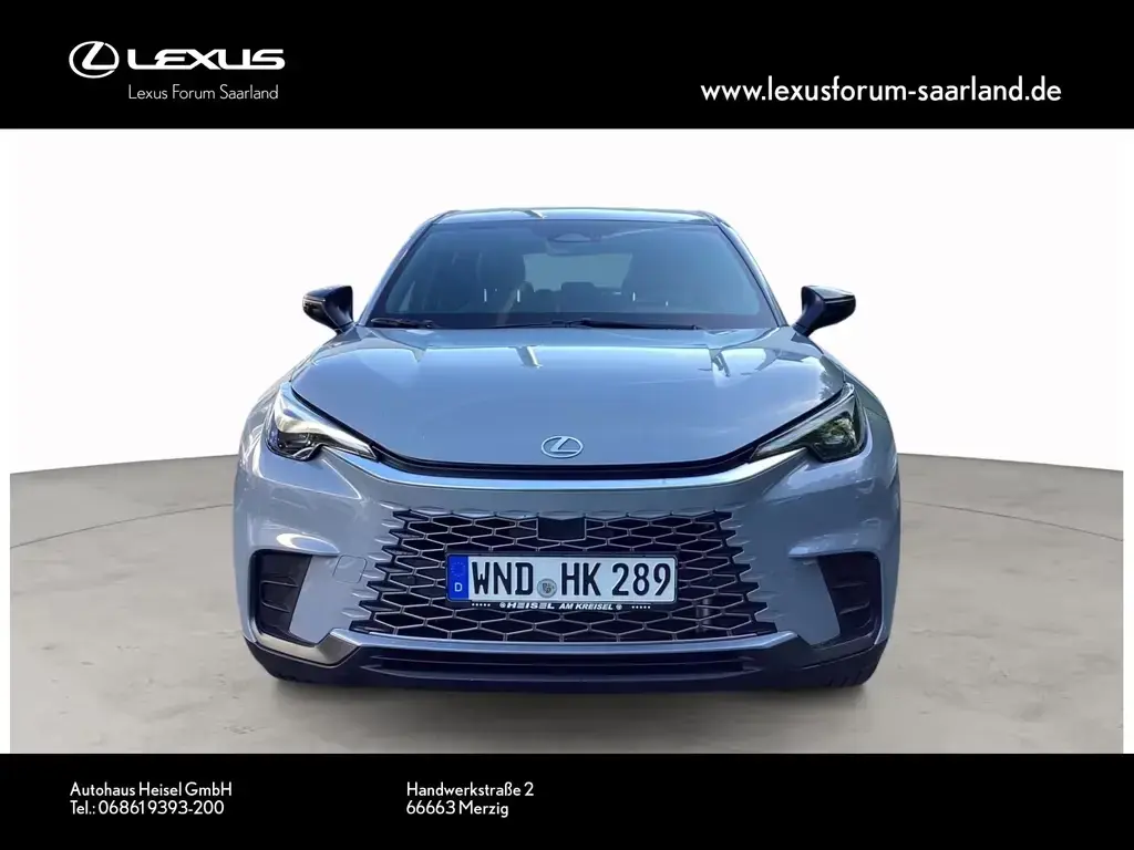 Main__Slider__Photo:Lexus LBX FWD Basis/Comfort-Paket 04/2025-1