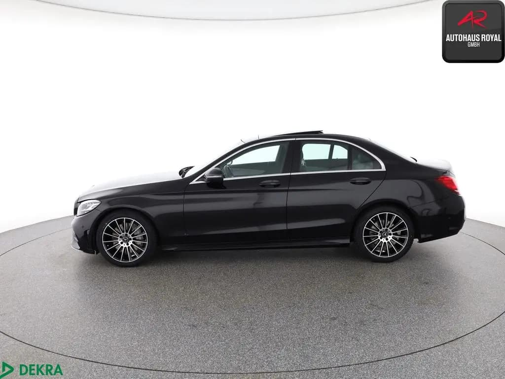 Main__Slider__Photo:Mercedes-Benz C-Class 300 d AMG KAMERA,BURMESTER,PANO,CARPLAY,AHK,SH 02/2019-0