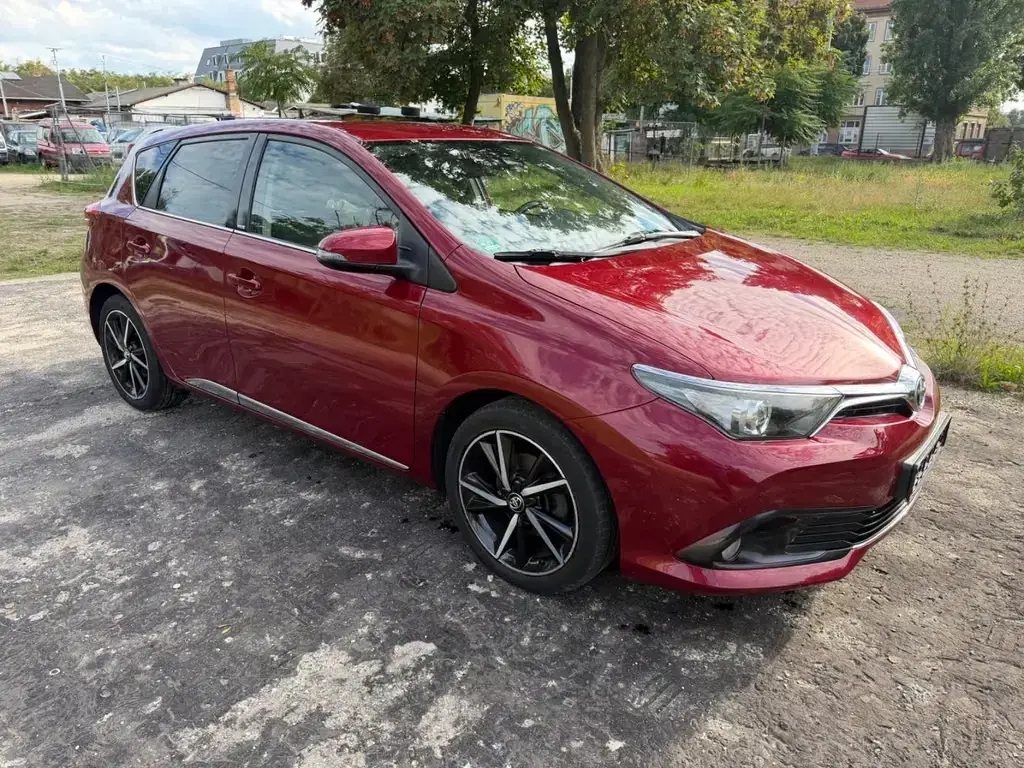 Main__Slider__Photo:Toyota Auris Edition-S+ 1,2-l-Turbo S/S 06/2017-1