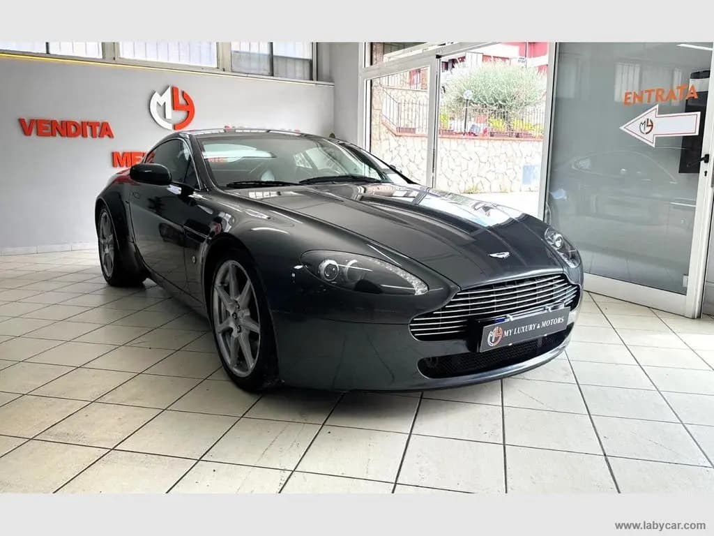 Main__Slider__Photo:Aston Martin Aston MARTIN V8 Vantage Coupé CAMBIO MANUALE 01/2006-0
