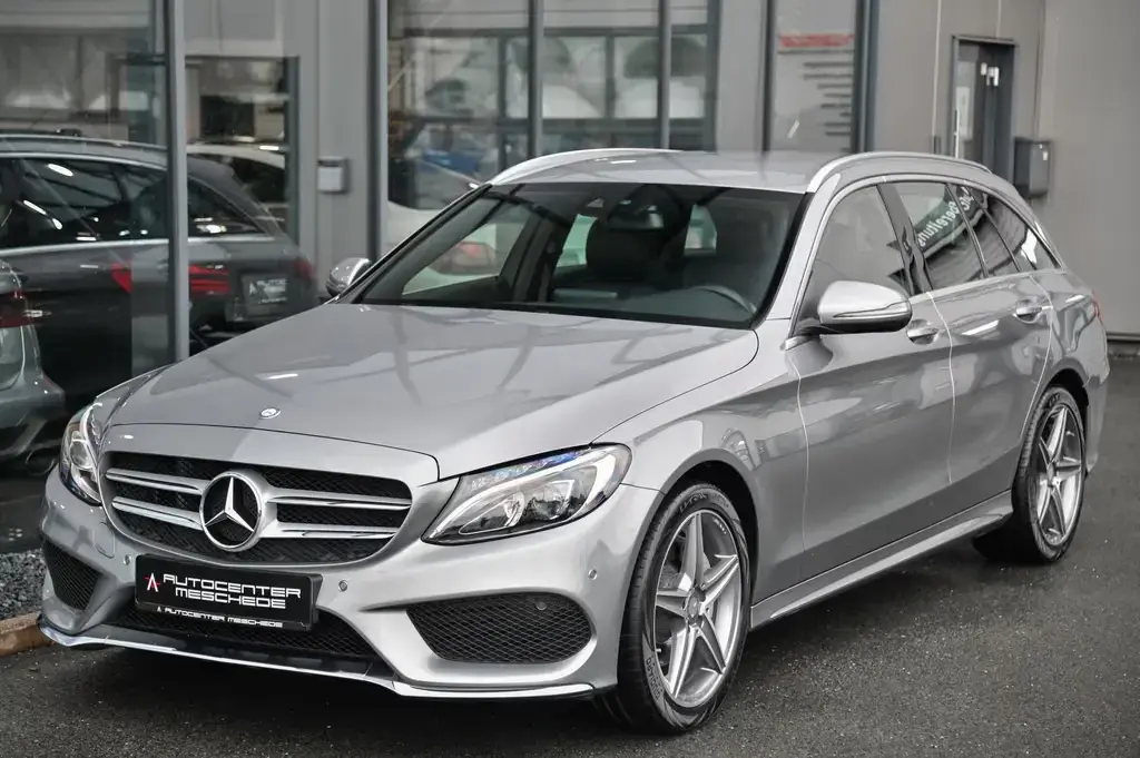 Main__Slider__Photo:Mercedes-Benz C 180 CGI T Aut. AMG Line Vollleder* Navi* AHK* 03/2016-1