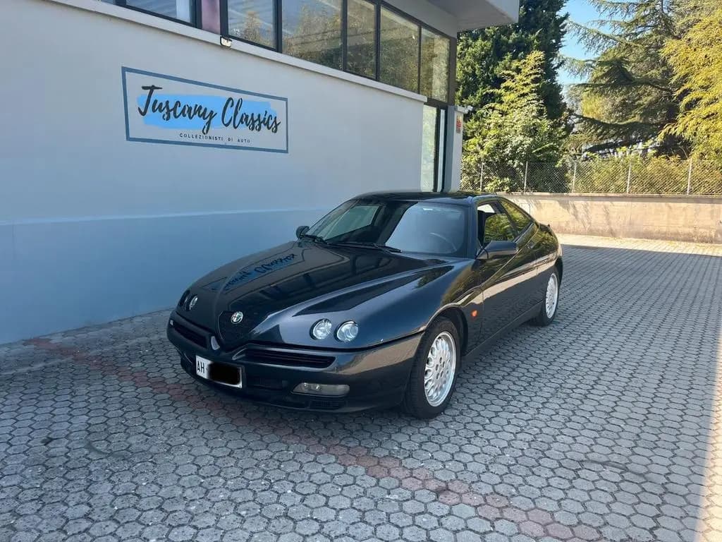 Main__Slider__Photo:Alfa Romeo GTV 2.0i V6 turbo cat 08/1995-0