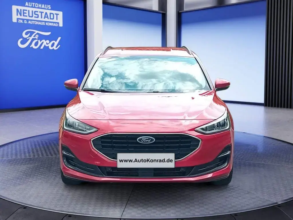 Main__Slider__Photo:Ford Focus Turnier 1.0 MHEV Aut. COOL&CONNECT *Winter 03/2022-1