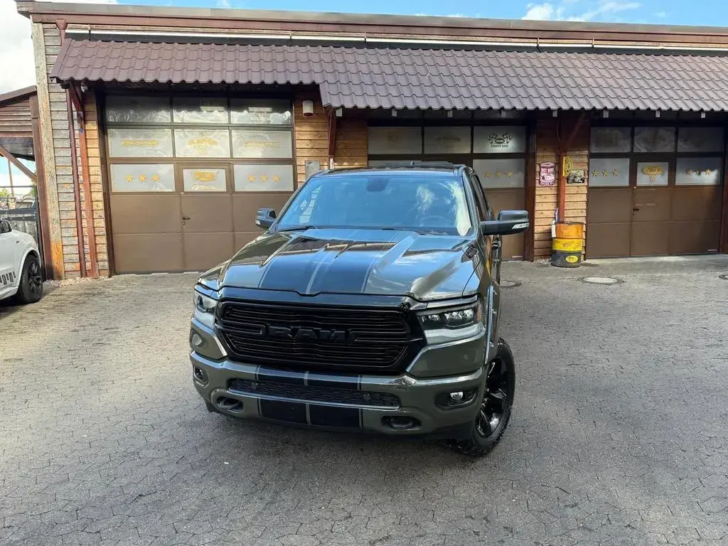 Main__Slider__Photo:Dodge V8*OFFROAD*LIFT*ALCANTARA*4X4*NAVI*AHK*GARANTIE 12/2021-1