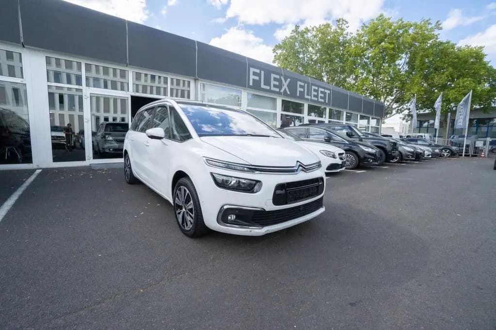 Main__Slider__Photo:Citroën C4 1.2 PureTech 130 EU6 7 Sitze AUTO NUR AN GEWE 01/2018-0