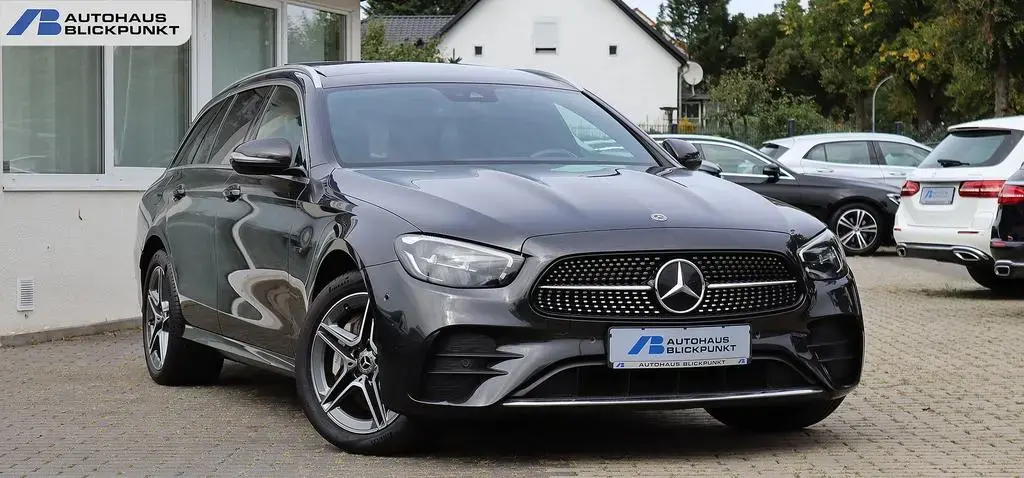Main__Slider__Photo:Mercedes-Benz E-Class 300 de T 4M 3x AMG KAMERA+PANORAMA+BURMESTER 10/2020-1