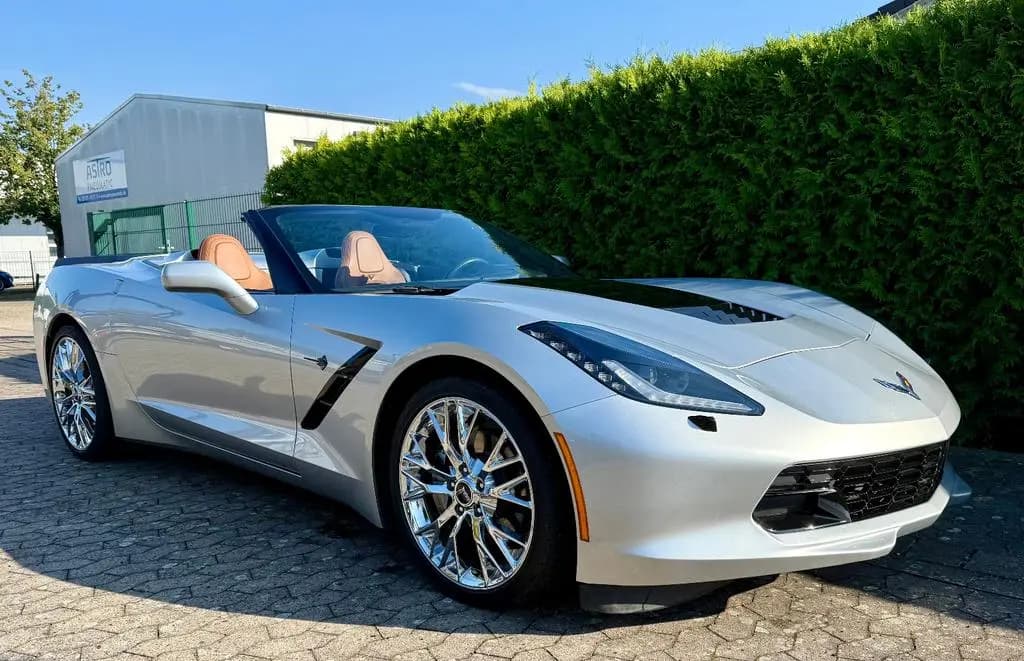 Main__Slider__Photo:Corvette C7 6.2 Stingray Cabrio/Head-Up/Memory/Bose/2LT 08/2015-0