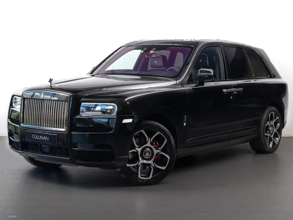 Main__Slider__Photo:Rolls-Royce Cullinan Black Badge *NEW PRICE 09/2021-0