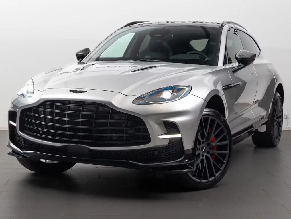 Main__Slider__Photo:Aston Martin DBX707 25MY, B&W, PPF 01/2025-0