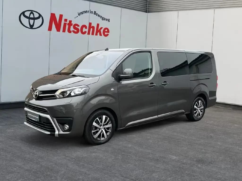 Main__Slider__Photo:Toyota Proace (Verso) 2.0 D-4D L2 Shuttle Plus 05/2022-0