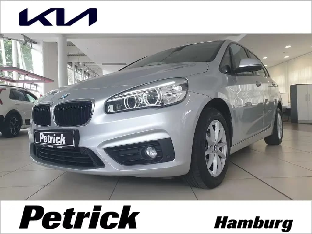 Main__Slider__Photo:BMW 2 Series 220i Active Tourer AUTOMATIK | NAV | SHZ | 8Fach 03/2016-0