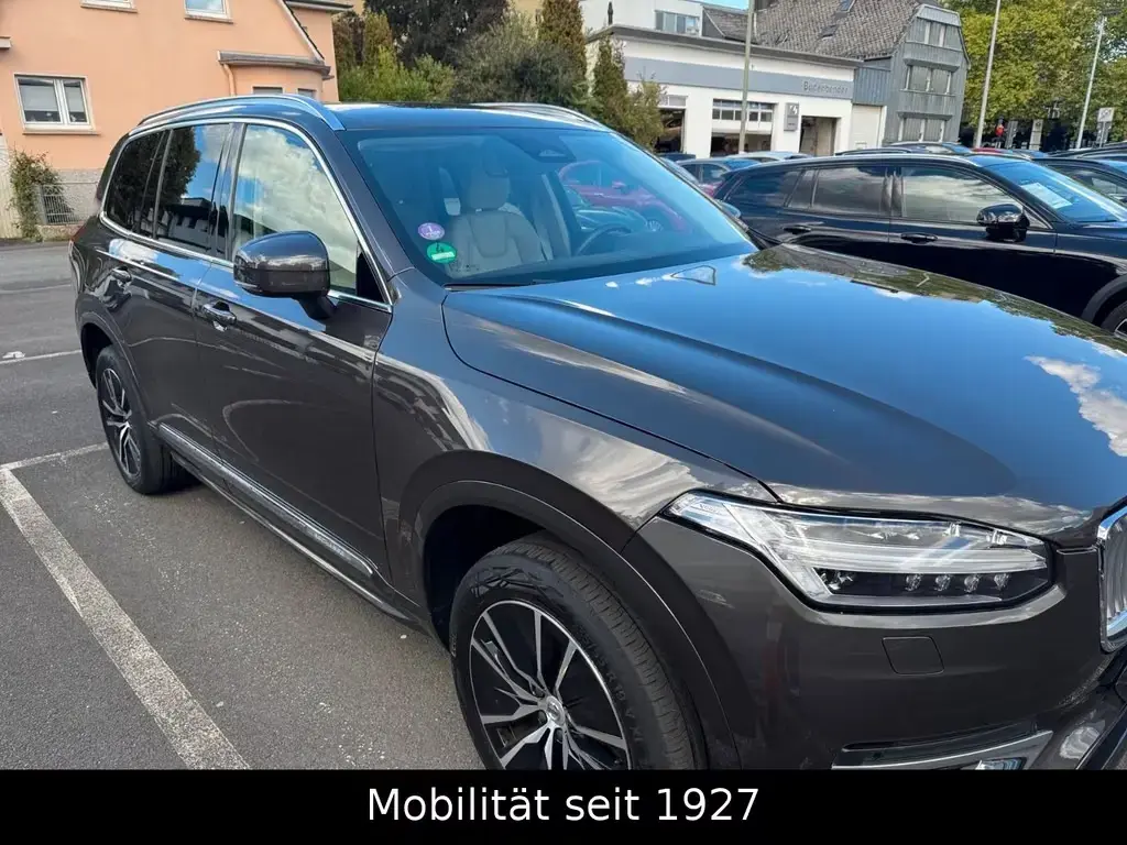 Main__Slider__Photo:Volvo XC90 XC 90 Recharge  Plug-In Hybrid AWD 09/2022-1