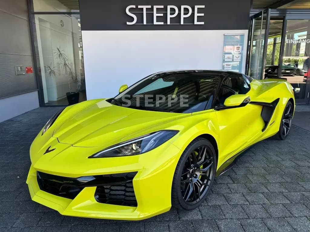 Main__Slider__Photo:Corvette Z06 5,5V8 Cabrio Europamodell 3LZ 08/2025-0