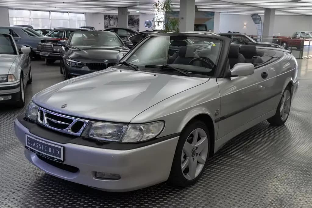 Main__Slider__Photo:Saab 9-3 2.0 Turbo Ecopower Aero Cabriolet 03/2003-0