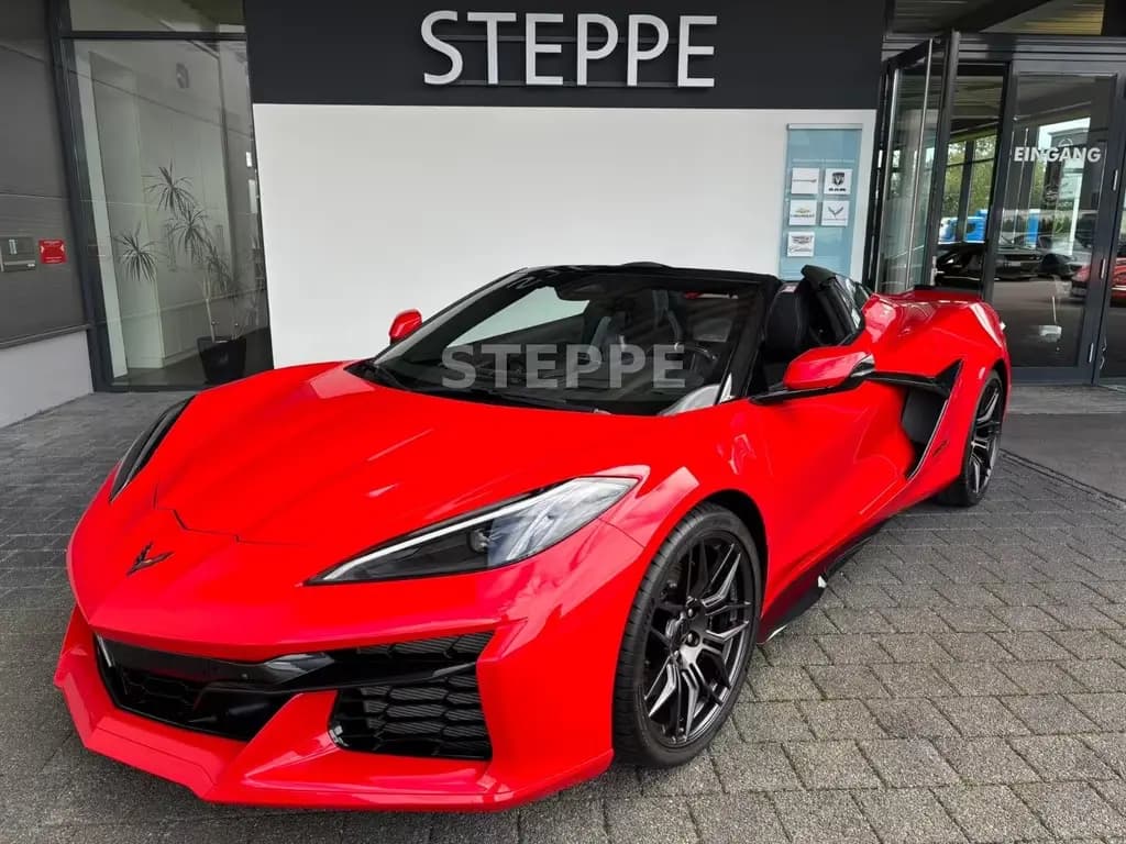 Main__Slider__Photo:Corvette Z06 5,5V8 Cabrio Europamodell 3LZ 08/2025-0