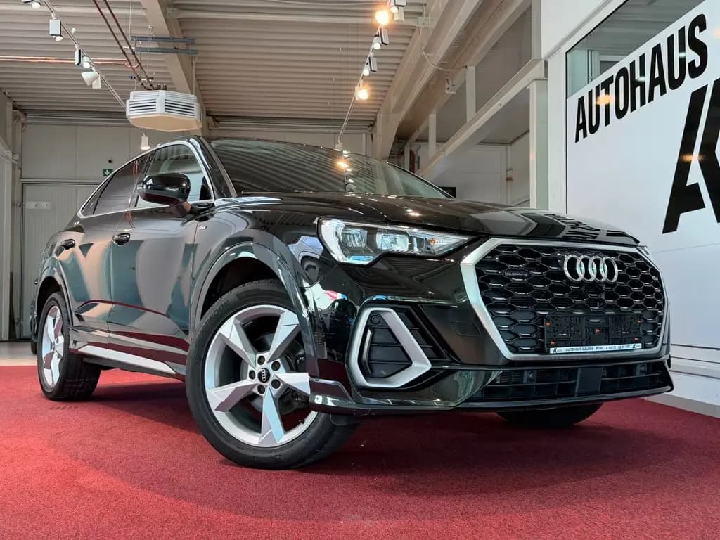 Main__Slider__Photo:Audi Q3 Sportback S line quattro 2.0 TDI *LED*Virtual 01/2022-0