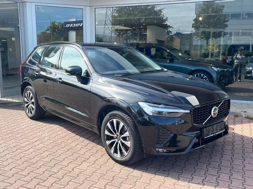 Main__Slider__Photo:Volvo XC60 B4 D Plus Dark Auto 01/2024-0