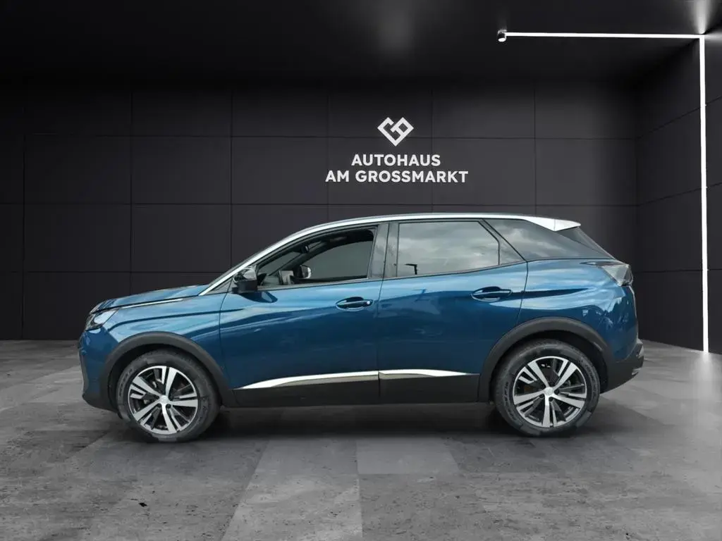 Main__Slider__Photo:Peugeot 3008 Allure Pack 1.2 130 Navi Rückfahrkamera LED 06/2024-1