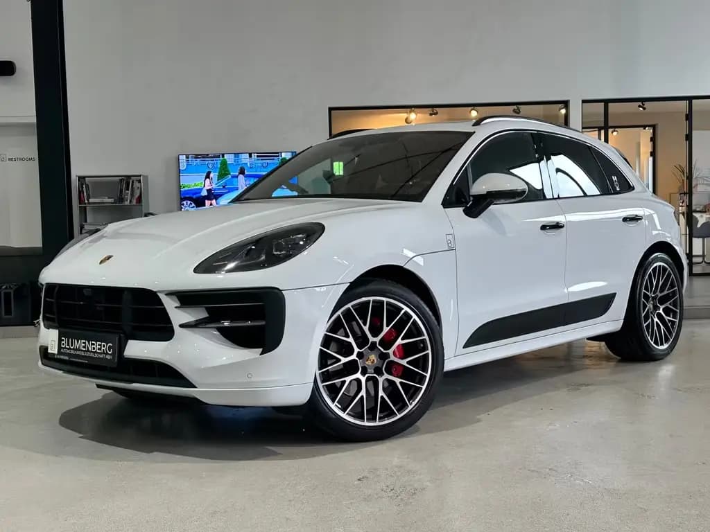 Main__Slider__Photo:Porsche Macan GTS *Pano,BOSE,ACC,360°,Luft,Chrono* 09/2020-0