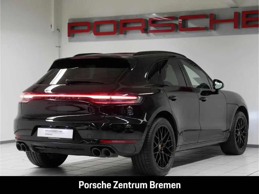 Main__Slider__Photo:Porsche Macan GTS Panorama PASM Sitzheizung 06/2021-1