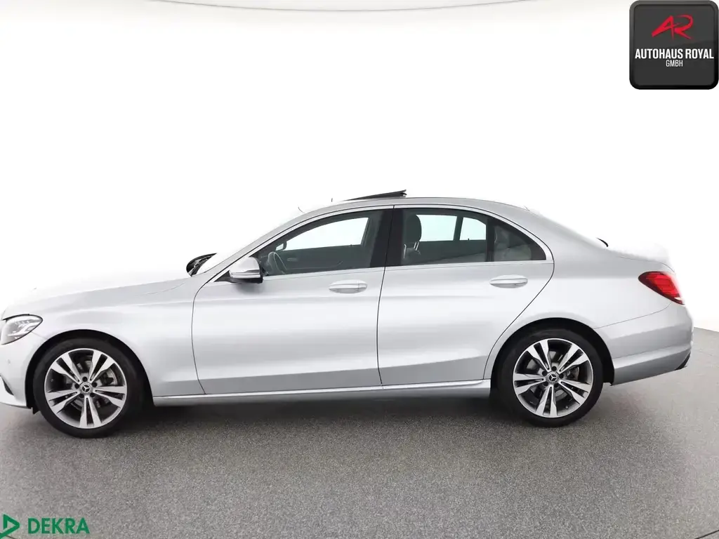 Main__Slider__Photo:Mercedes-Benz C-Class 200 AVANTGARDE COMAND,WIDE,SPORTSITZE,CARPLAY 11/2020-1