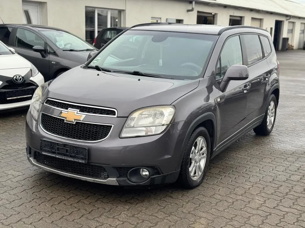 Main__Slider__Photo:Chevrolet Orlando LT+ 05/2012-0