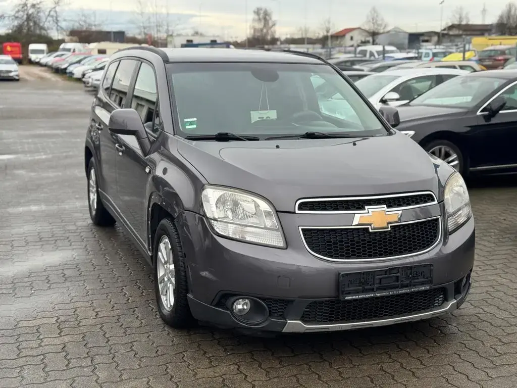 Main__Slider__Photo:Chevrolet Orlando LT+ 05/2012-1