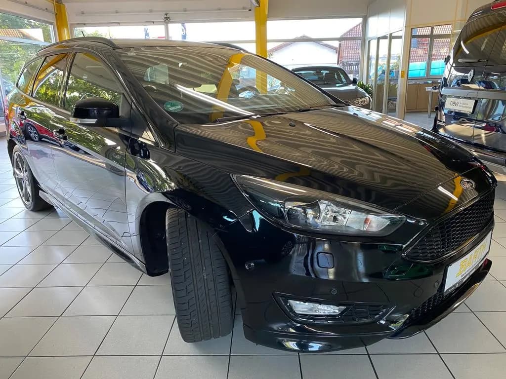 Main__Slider__Photo:Ford Focus Turnier ST-Line EcoBoost 09/2017-0