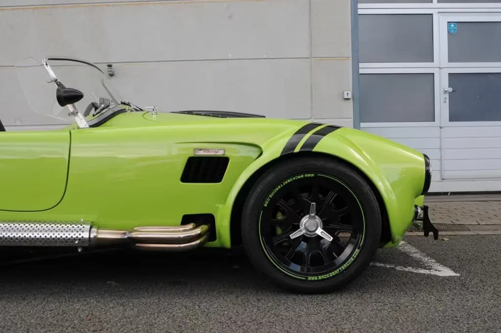Main__Slider__Photo:Cobra Other Backdraft RT3 / Automatik / V8 / Verdeck 12/2001-0