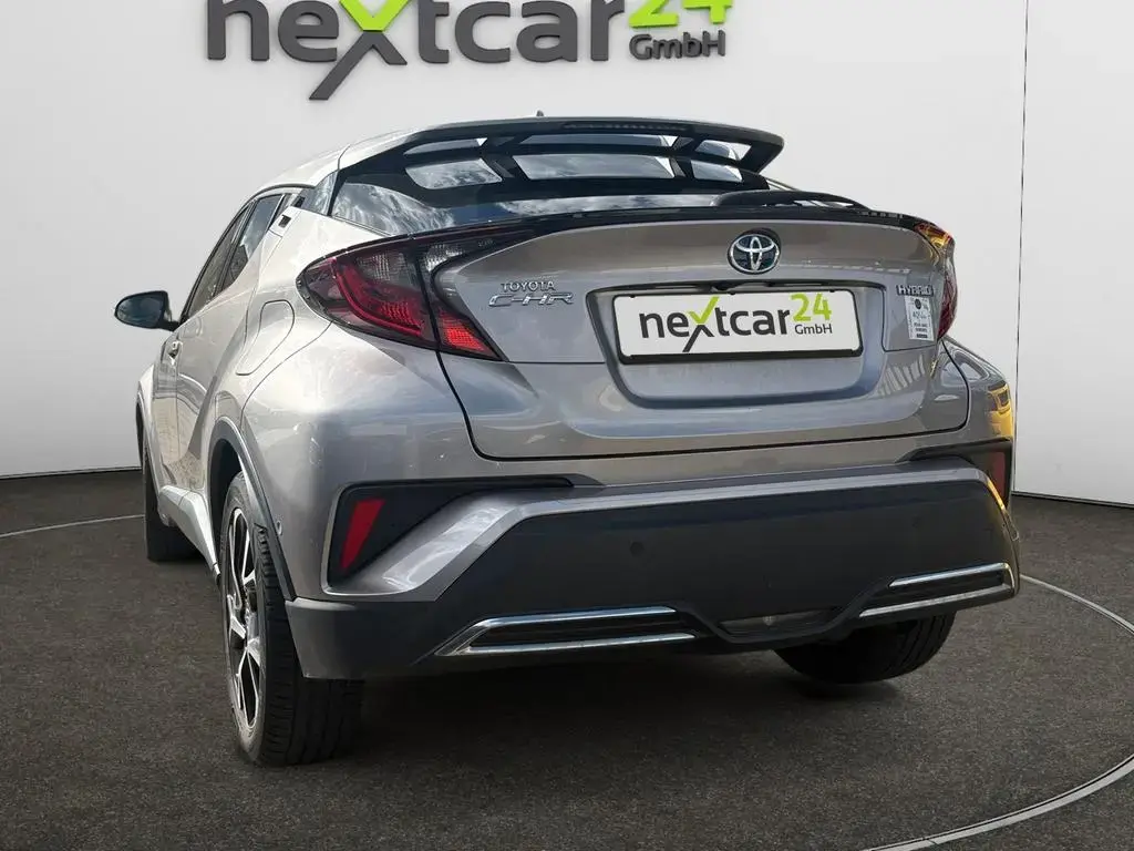 Main__Slider__Photo:Toyota C-HR Hybrid Team D 07/2021-1
