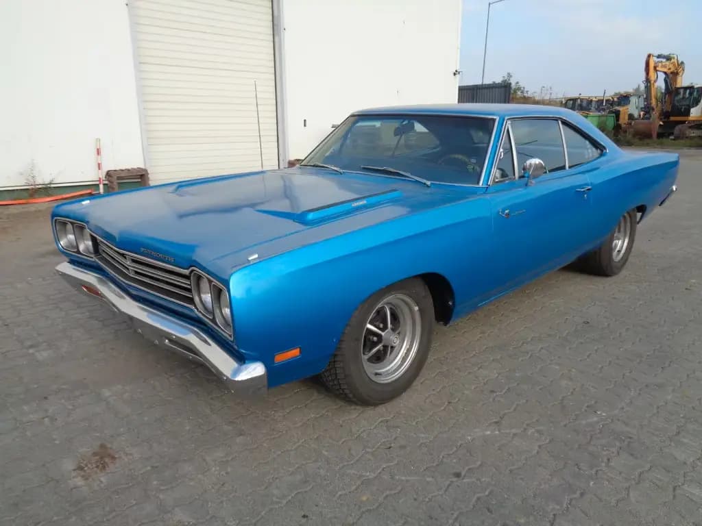 Main__Slider__Photo:Plymouth Other Road Runner 383 Block 07/1968-0