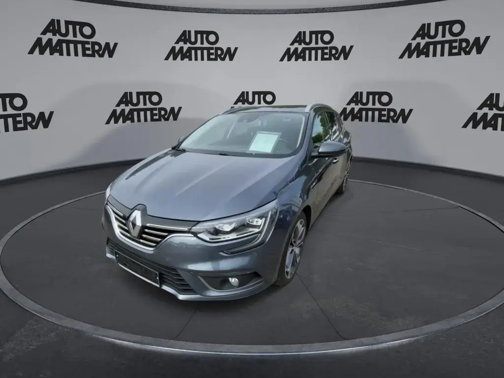 Main__Slider__Photo:Renault Megane Grandtour Automatik TCe160 BOSE Head-Up 07/2020-1