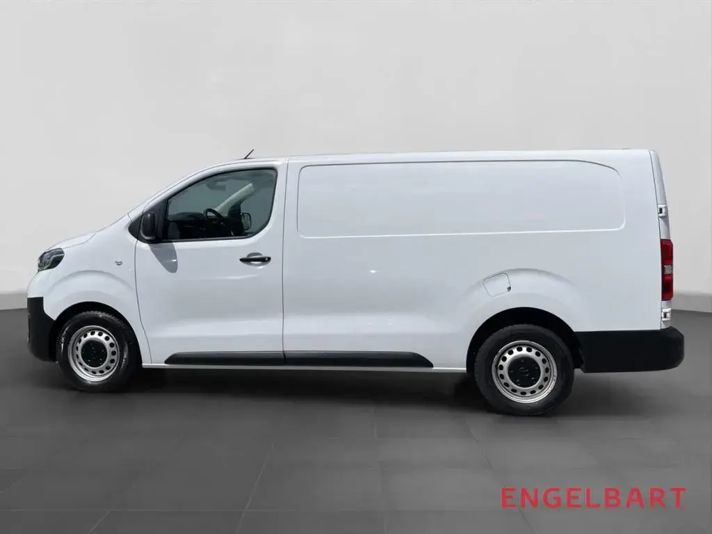 Main__Slider__Photo:Toyota Proace (Verso) Proace 2.0 D-4D L2 Meister AHK PDC vorne + hinte 01/2023-1